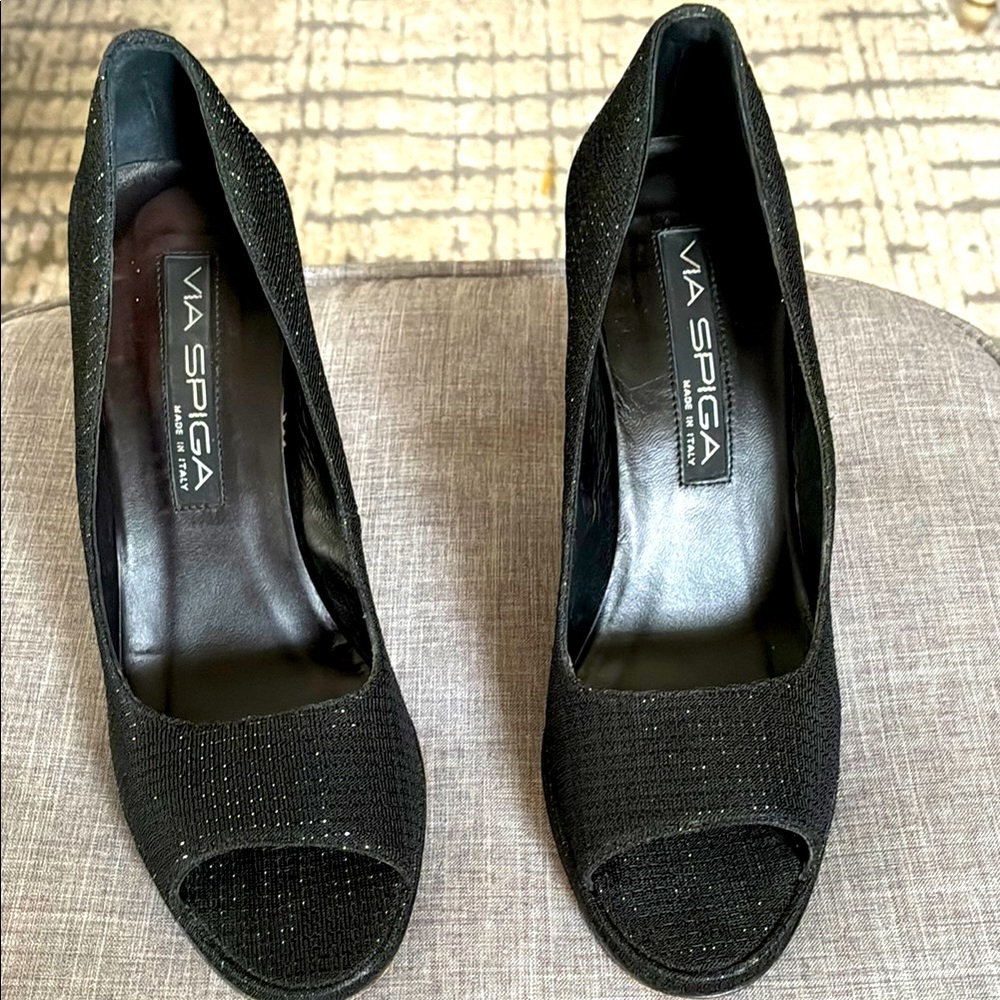 Via Spina heeled open toe pumps